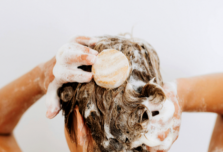 Choosing The Best Dandruff Shampoo for Healthier Scalp
