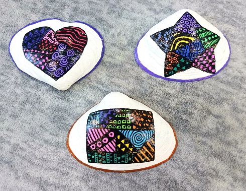 3 Beautiful Zentangle Doodling Painted Clam Shells Seashells