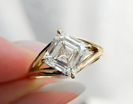 5 Best James Allen Alternatives for Engagement Rings