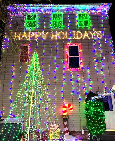 Christmas and Holiday Lights in Marysville