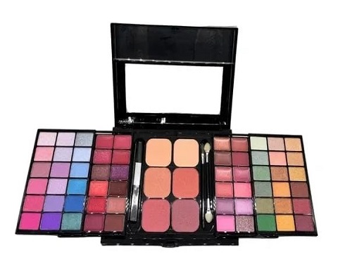 Malibu Glitz Make-Up Kits are Perfect for Traveling