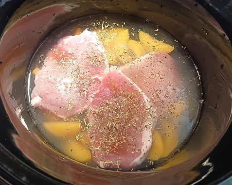Slow Cooker Peach Pork Chops Recipe