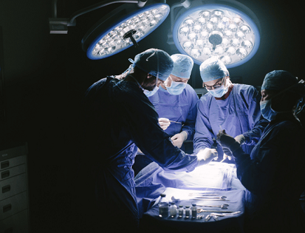 Wisdom Teeth to Implants: A Side-by-Side Look at Oral Surgery Options in Roseville, CA