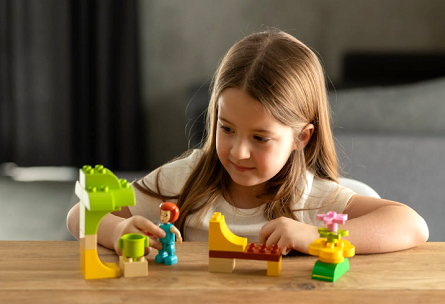 8 Signs Your Child Might Be Ready for a More Imaginative Toy