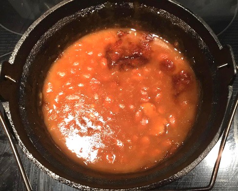 Easy Slow Cooker Baked Beans Recipe
