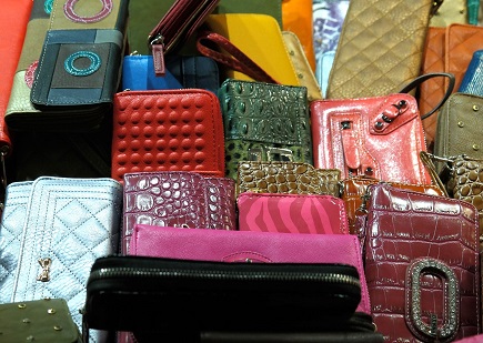 How Can You Fix Scratches on Your Favorite Accessories Without Ruining the Finish?