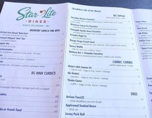 Restaurants Need to Use Paper Menus!