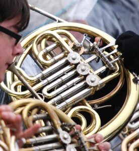 What to Know Before Renting a French Horn for Your Child