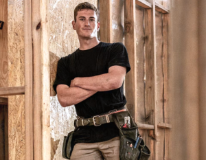 How to Style the Utilitarian Workwear Trend for Everyday Comfort