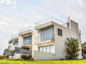 How Escondido Homeowners Can Reduce Pest Pressure Around Everyday Entry Points