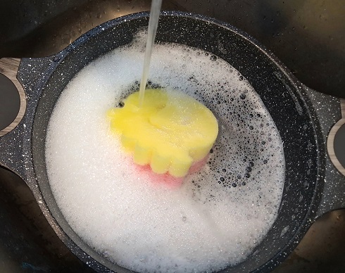 Pinguino Scrub Empress Dual Sided Scrubber and Sponge
